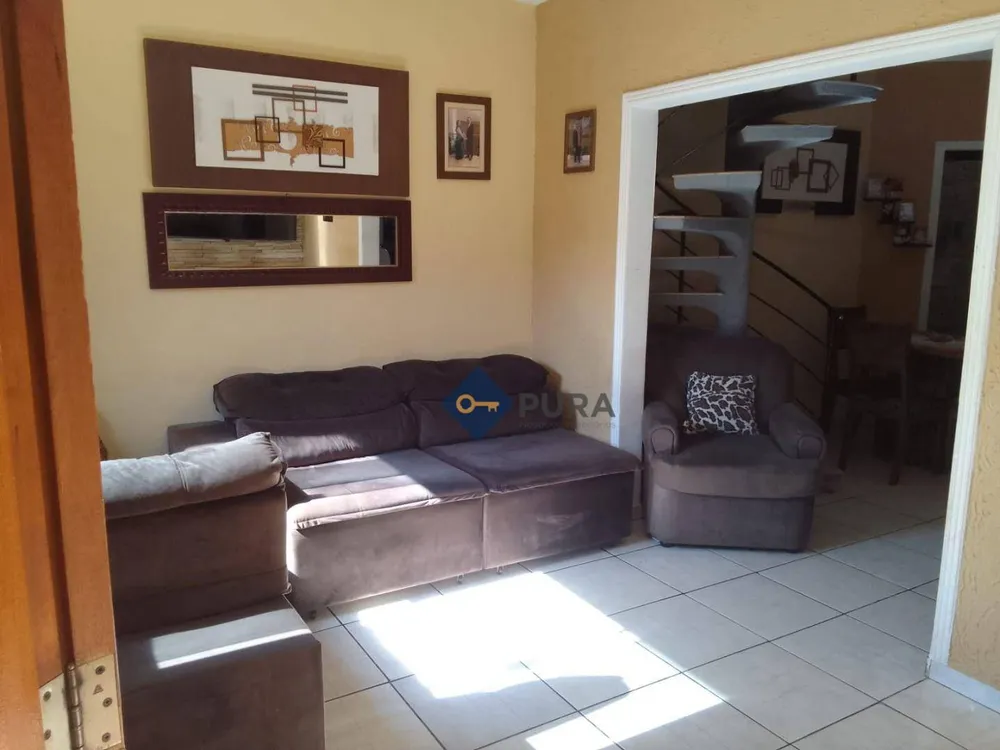 Sobrado, 3 quartos, 182 m² - Foto 1