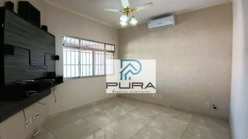 Casa, 3 quartos, 221 m² - Foto 3