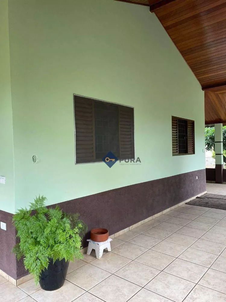 Chácara, 3 quartos, 1260 m² - Foto 9