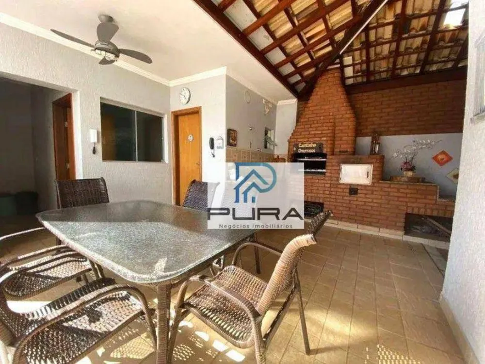 Casa, 3 quartos, 270 m² - Foto 1