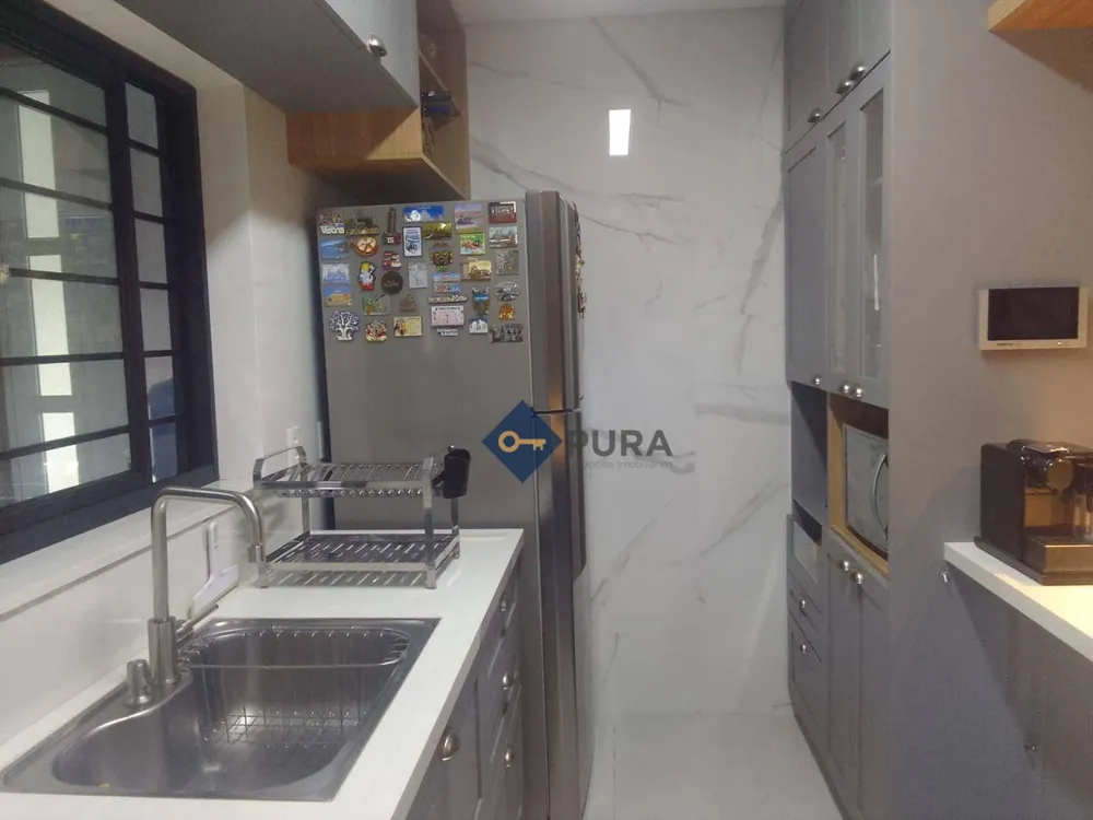 Sobrado, 3 quartos, 217 m² - Foto 4