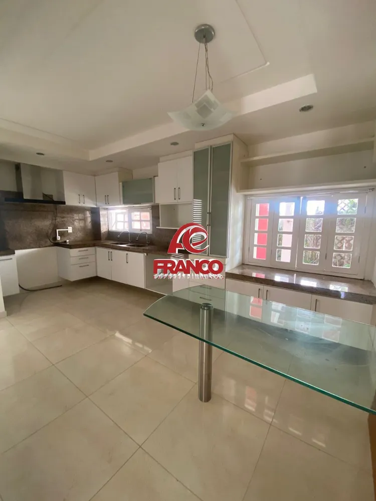 Casa, 3 quartos, 300 m² - Foto 10