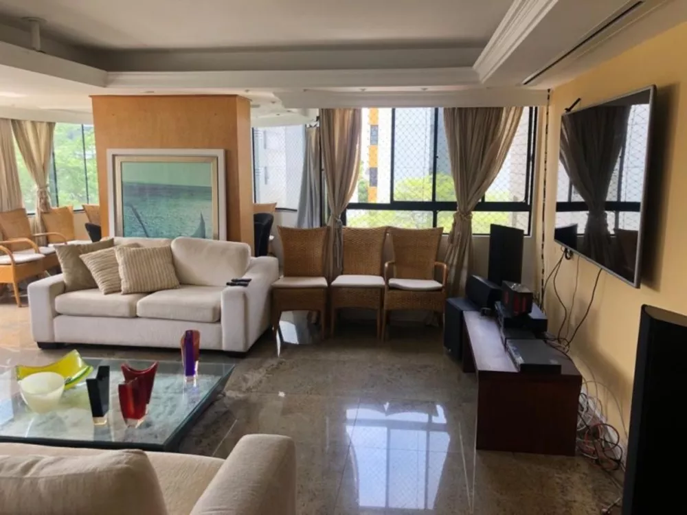 Apartamento à venda e aluguel com 3 quartos, 270m² - Foto 1