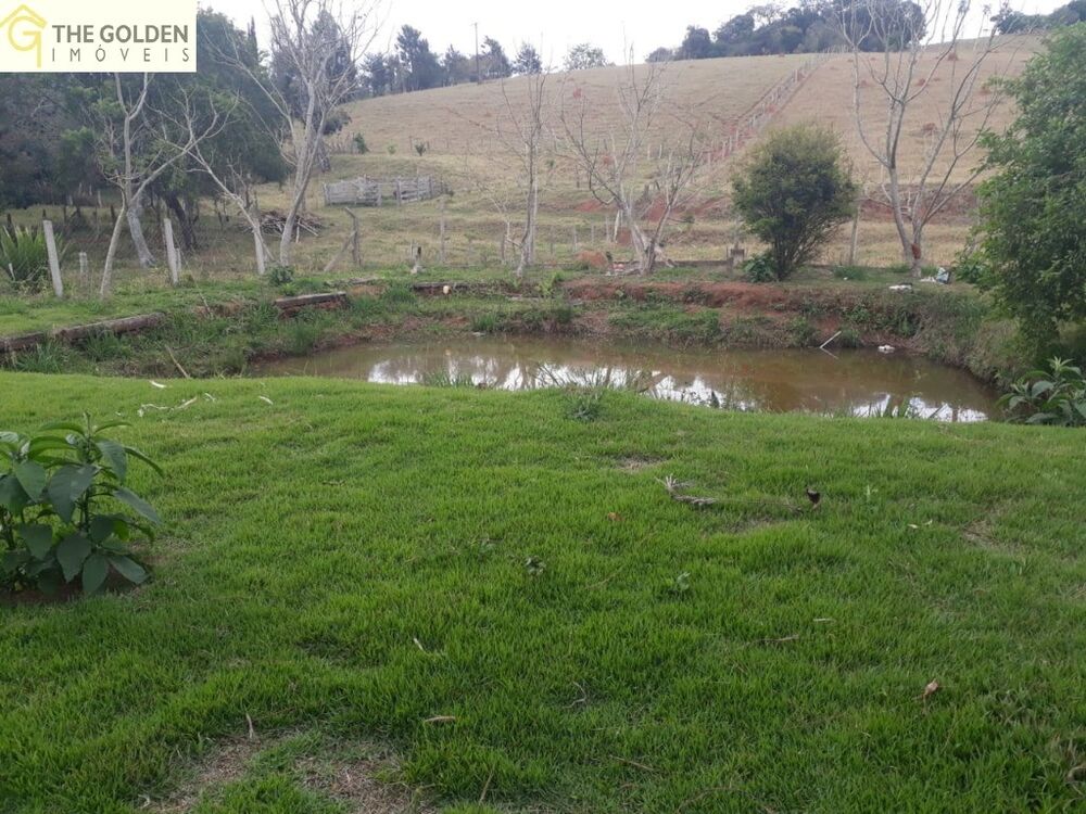 Chácara à venda com 3 quartos, 120m² - Foto 2