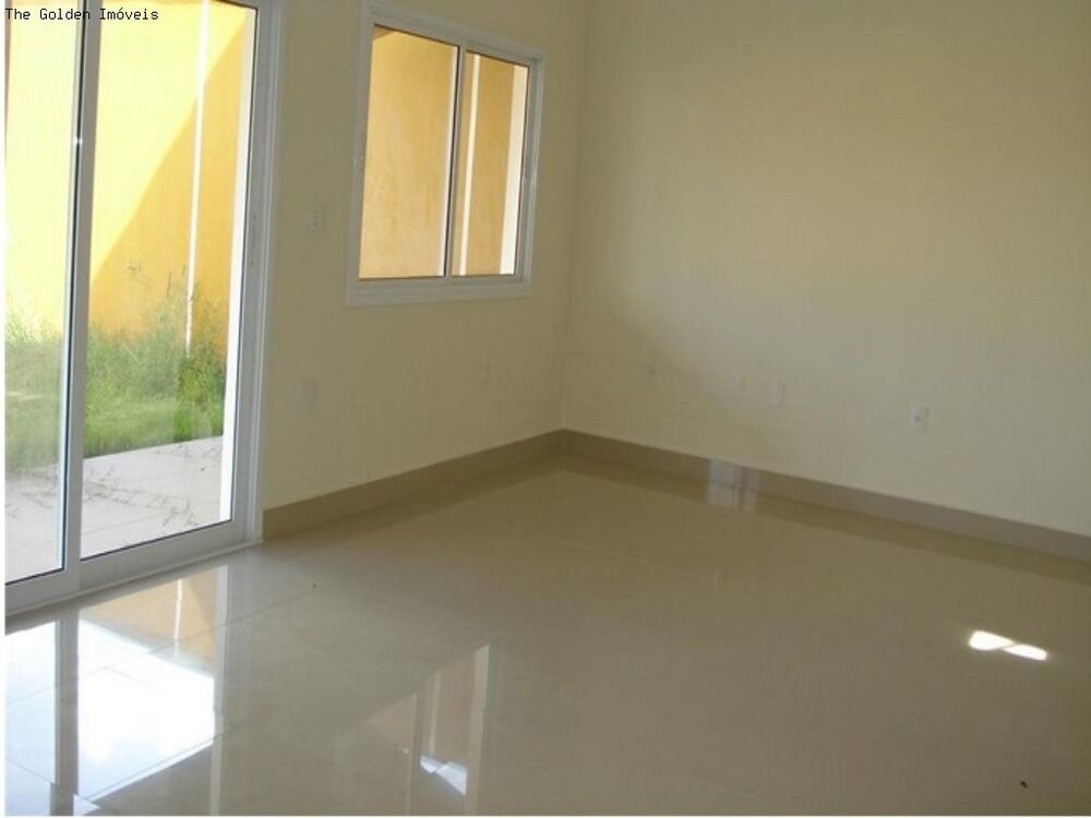 Casa de Condomínio à venda com 3 quartos, 209m² - Foto 3