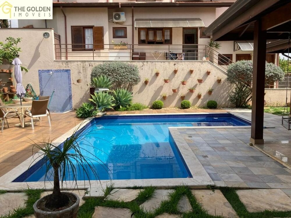 Sobrado, 1 quarto, 737 m² - Foto 2