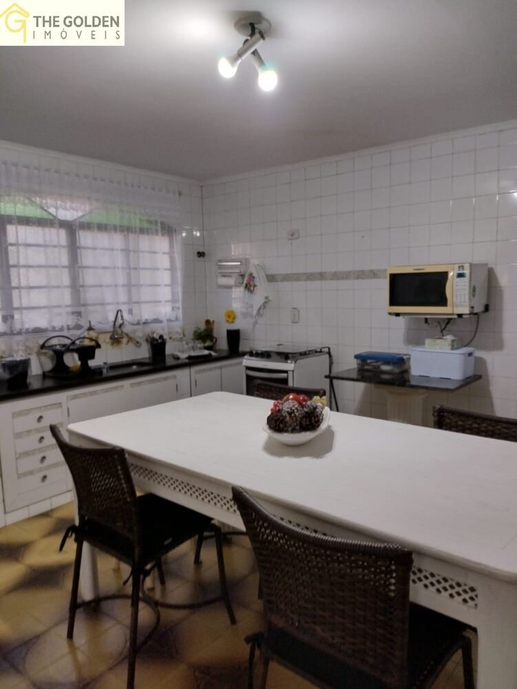 Sobrado, 3 quartos, 210 m² - Foto 2