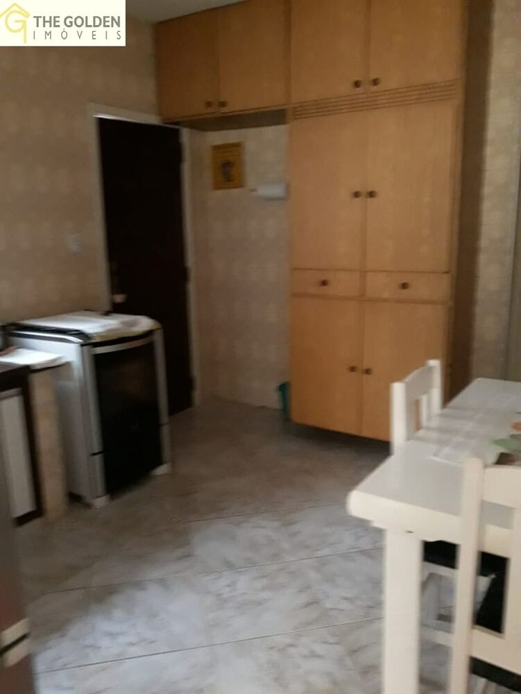 Casa, 4 quartos, 240 m² - Foto 2