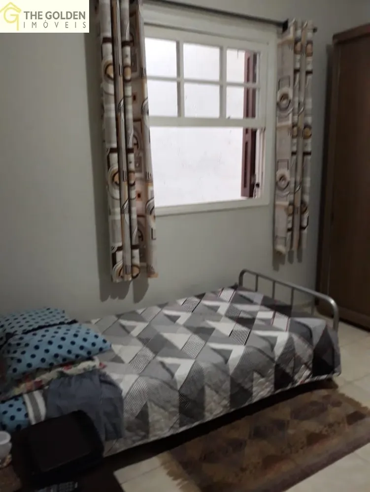 Casa, 4 quartos, 240 m² - Foto 24