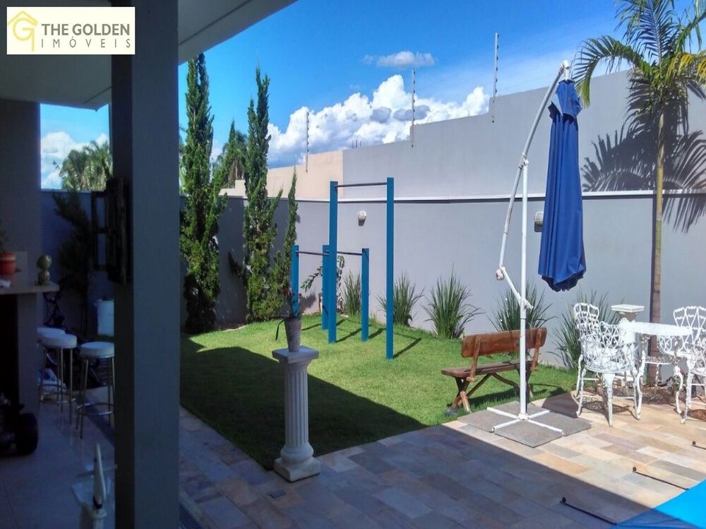 Casa de Condomínio à venda com 4 quartos, 395m² - Foto 4