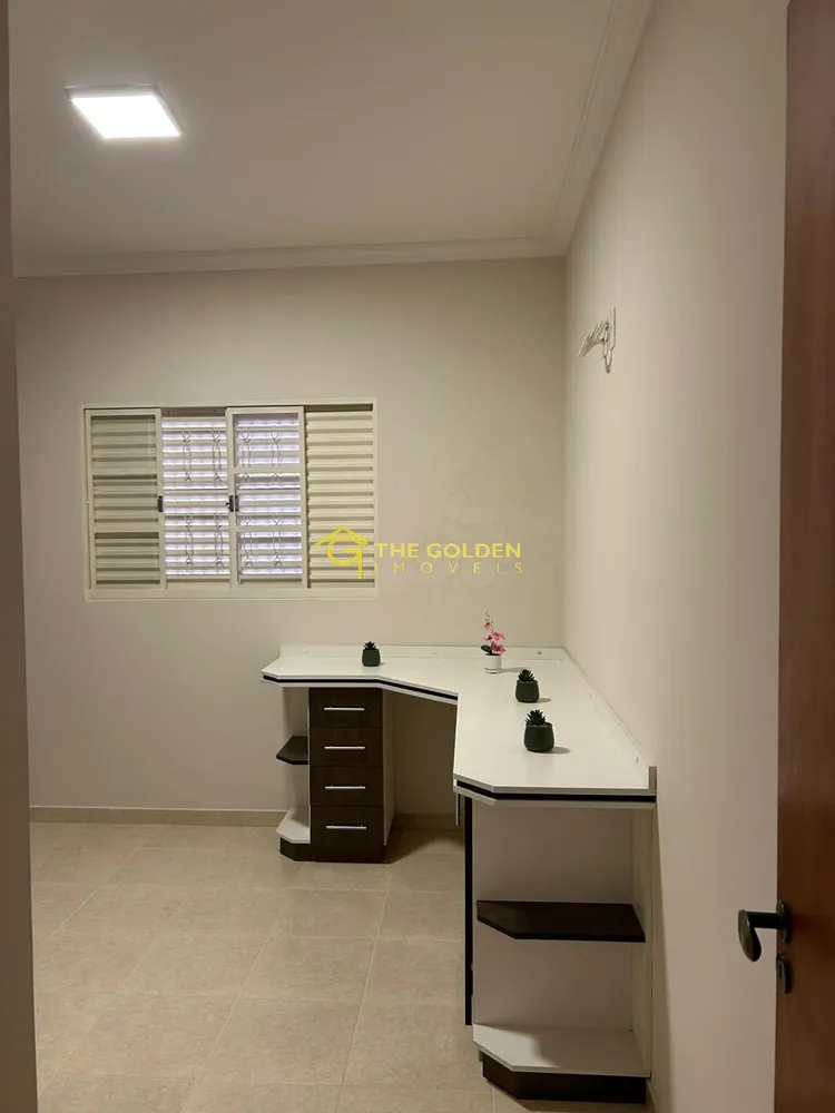 Casa, 3 quartos, 220 m² - Foto 4