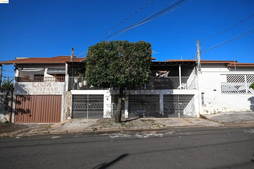 Casa, 3 quartos, 256 m² - Foto 1