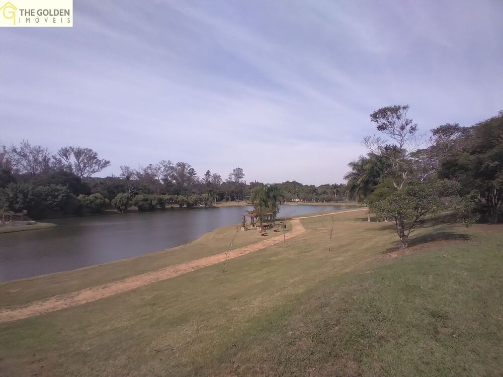 Casa de Condomínio à venda com 4 quartos, 1200m² - Foto 1