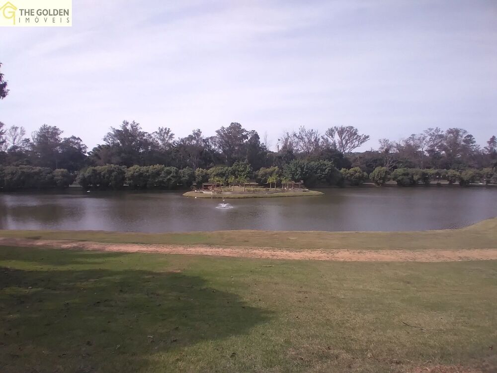 Casa de Condomínio à venda com 4 quartos, 1200m² - Foto 2
