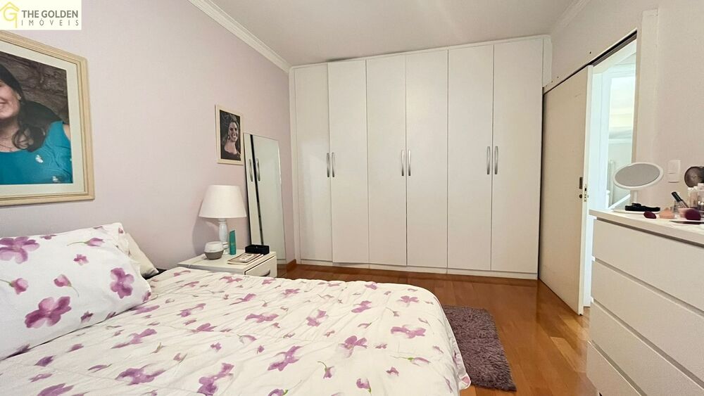Sobrado, 3 quartos, 326 m² - Foto 1