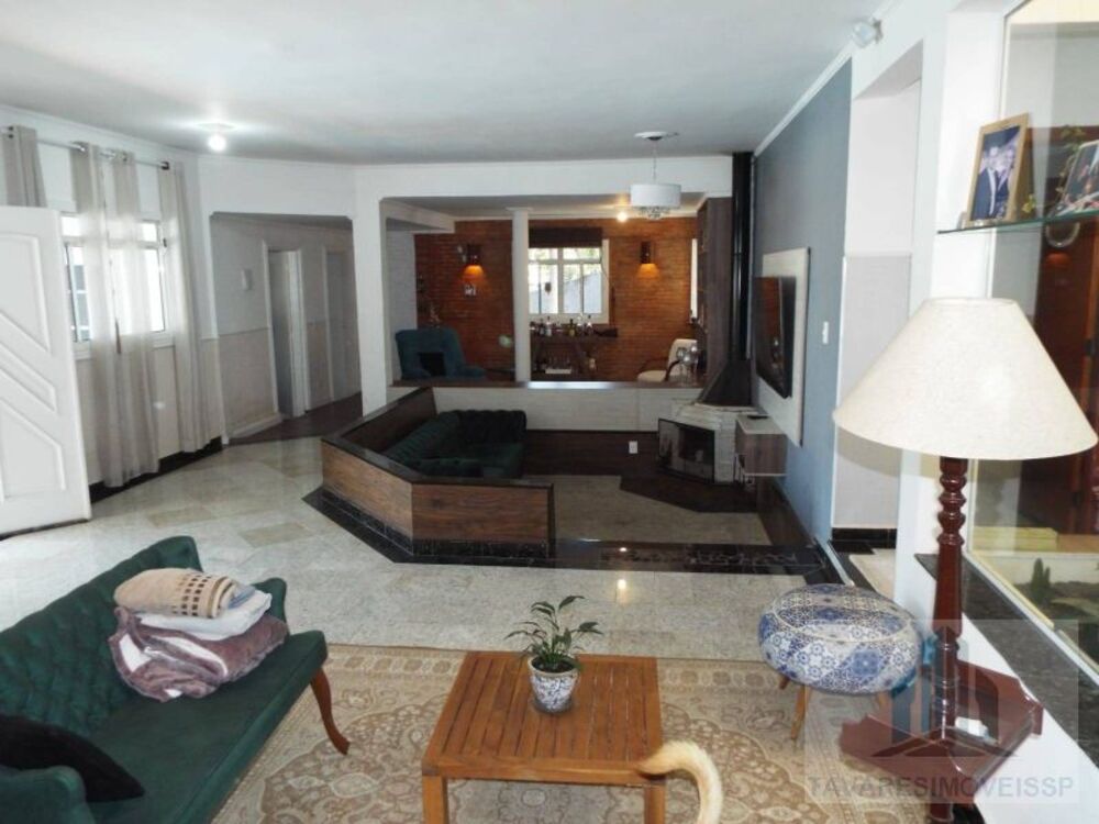 Chácara à venda com 4 quartos, 2500m² - Foto 2