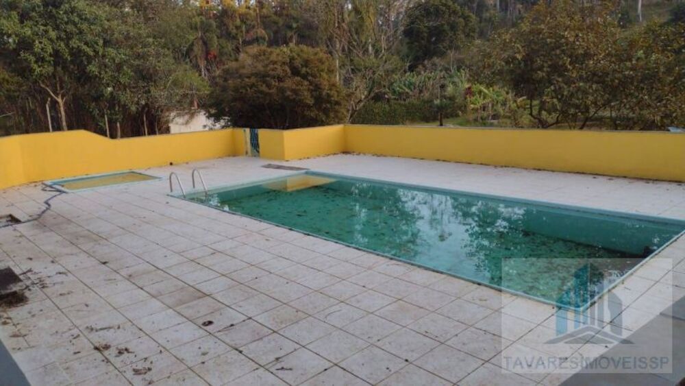 Chácara à venda com 4 quartos, 5000m² - Foto 1