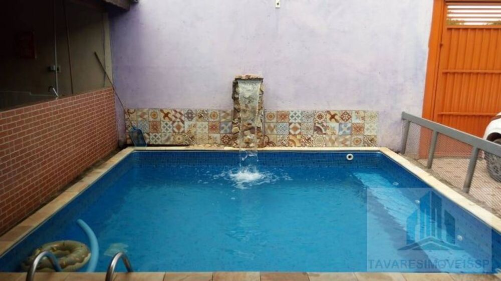 Casa à venda com 2 quartos, 260m² - Foto 2