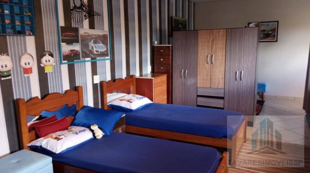 Casa à venda com 2 quartos, 260m² - Foto 18