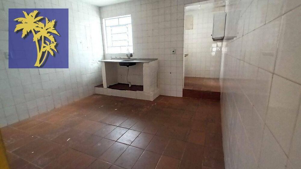 Casa para alugar com 2 quartos, 90m² - Foto 2