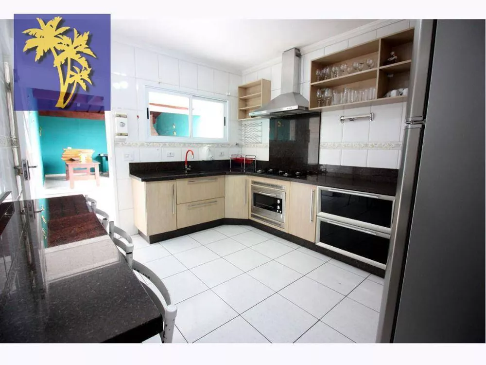 Casa, 4 quartos, 220 m² - Foto 2