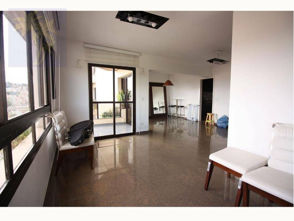 Apartamento, 3 quartos, 140 m² - Foto 2