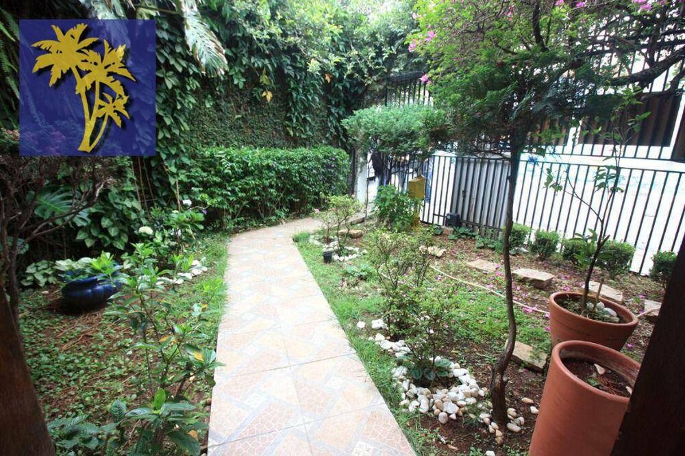 Sobrado, 6 quartos, 252 m² - Foto 2