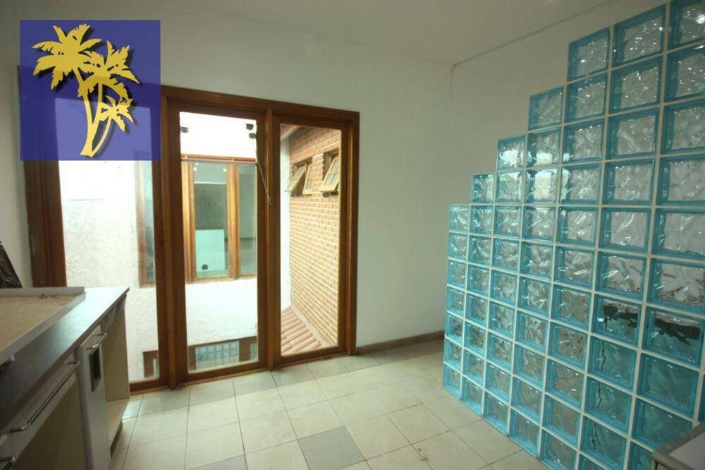 Sobrado, 6 quartos, 252 m² - Foto 24