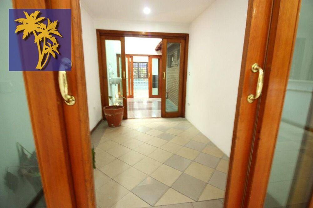 Sobrado, 6 quartos, 252 m² - Foto 7