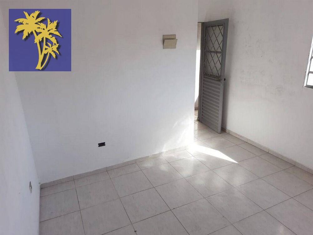 Casa para alugar com 2 quartos, 35m² - Foto 2