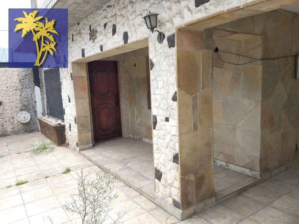 Casa, 3 quartos, 220 m² - Foto 2