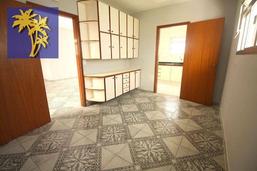 Sobrado à venda com 3 quartos, 195m² - Foto 4