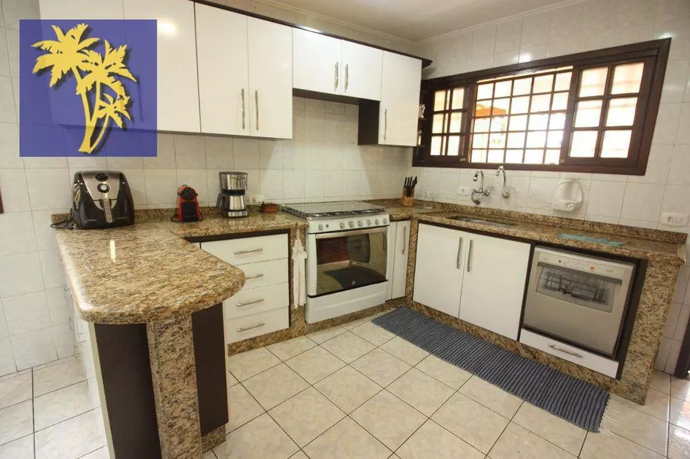 Sobrado, 3 quartos, 192 m² - Foto 2