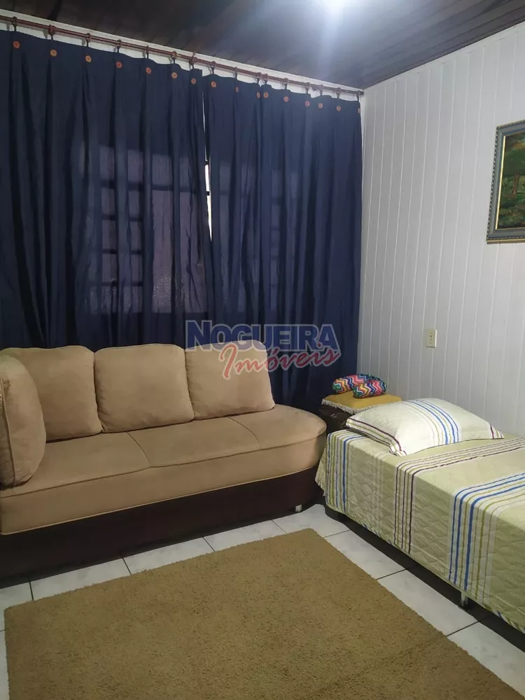 Casa à venda com 2 quartos, 300m² - Foto 2