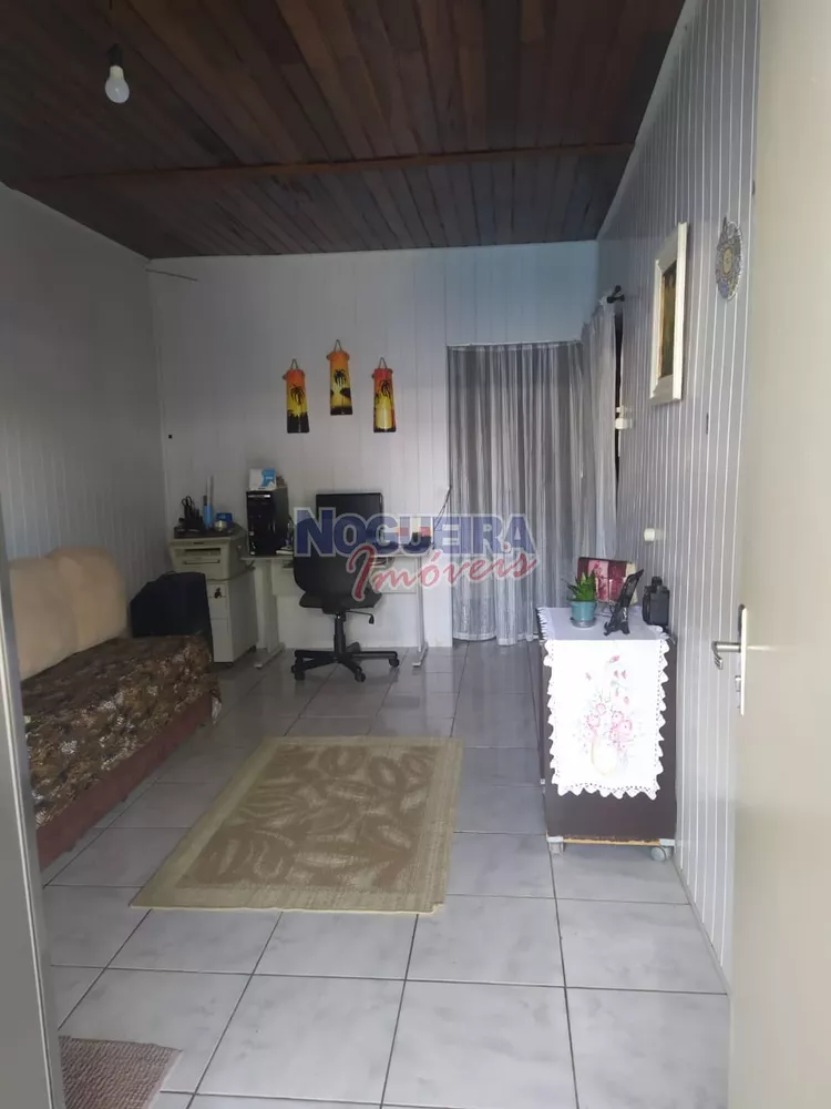 Casa à venda com 2 quartos, 300m² - Foto 8