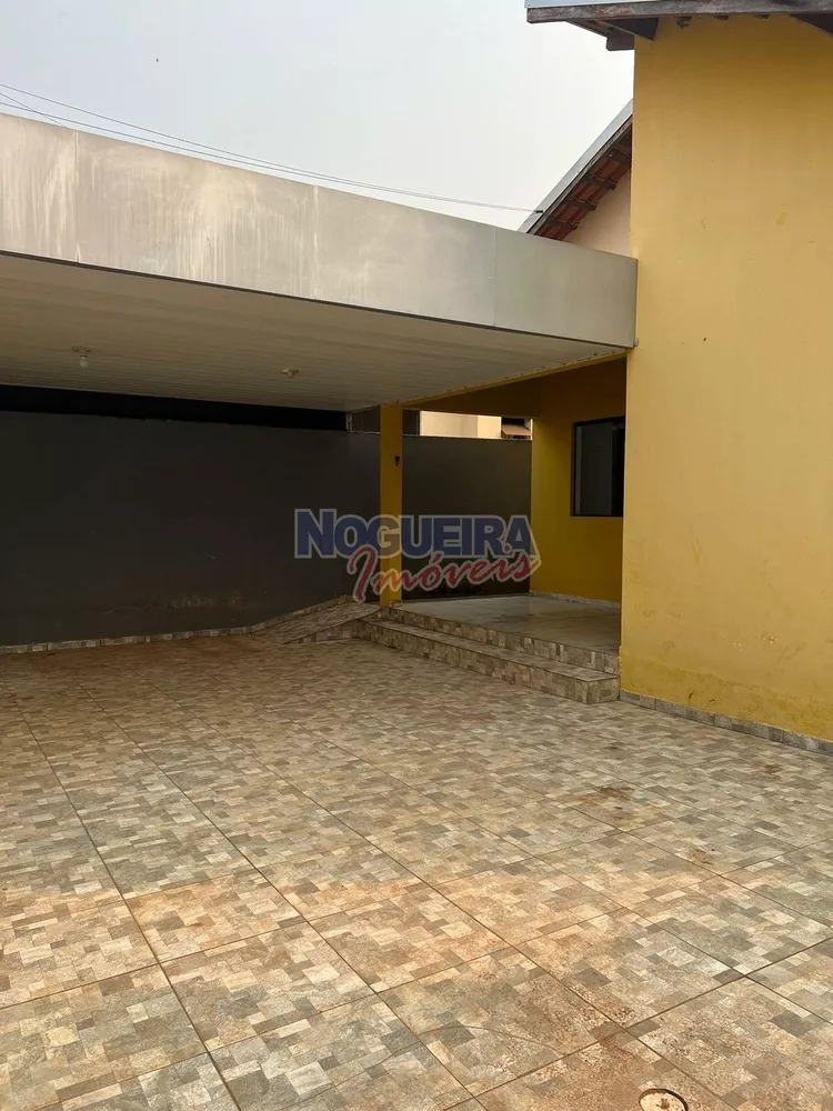 Casa à venda com 2 quartos, 65m² - Foto 4