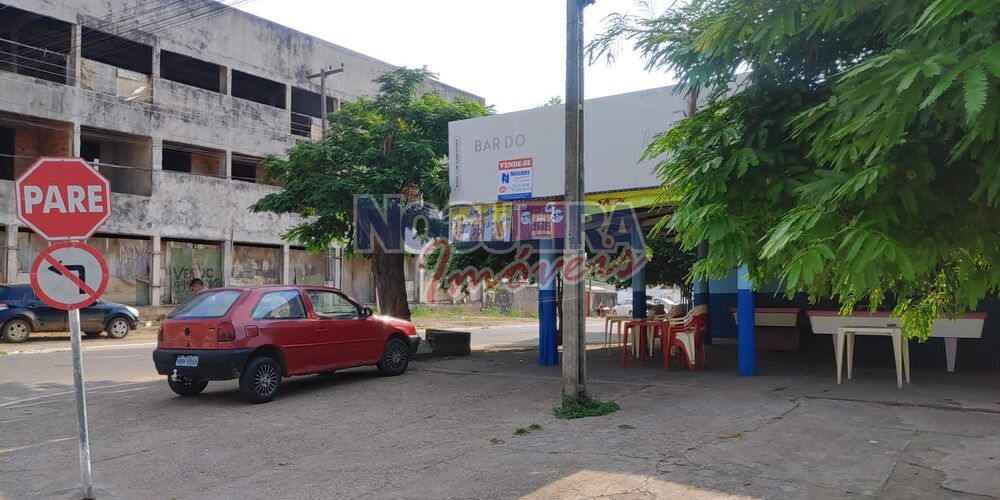 Prédio Inteiro - Foto 1