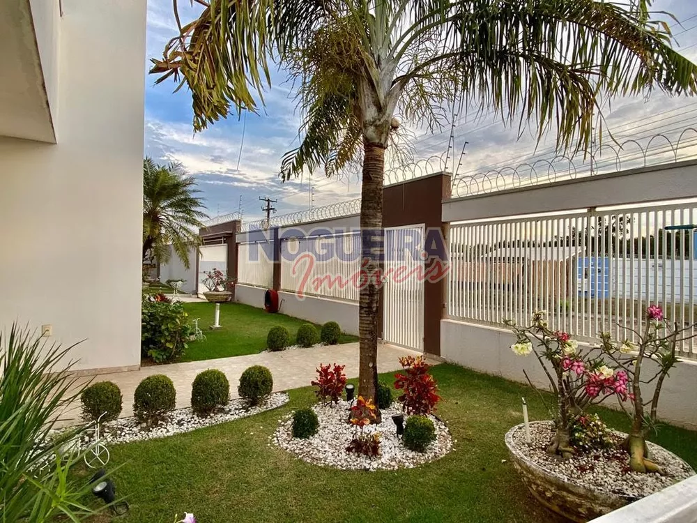 Casa à venda com 2 quartos, 600m² - Foto 3