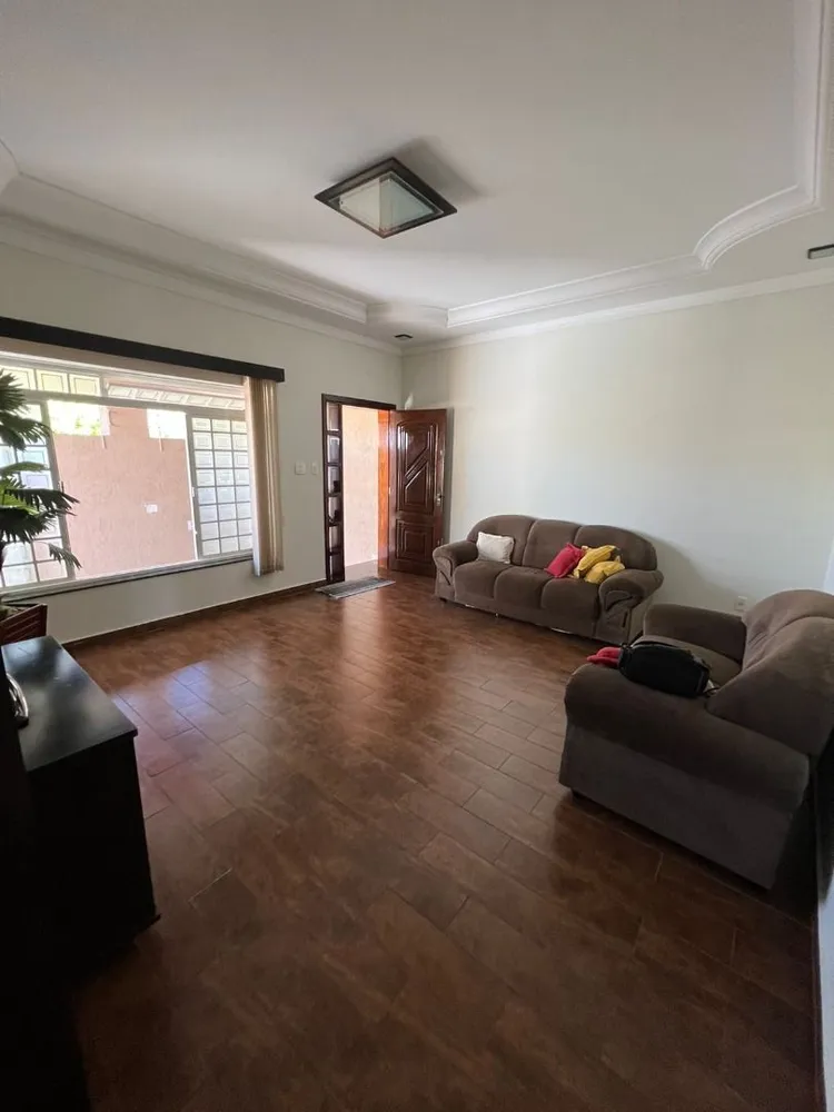 Casa, 3 quartos, 288 m² - Foto 4
