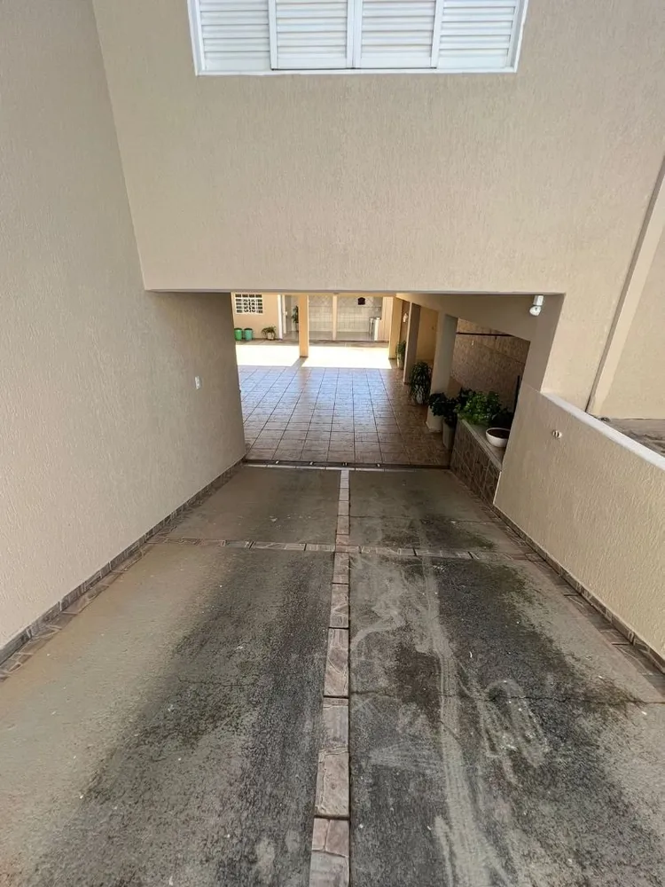 Casa, 3 quartos, 288 m² - Foto 2