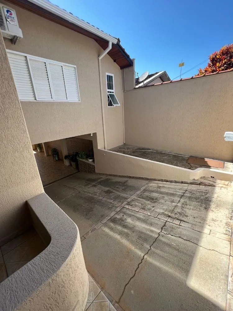 Casa, 3 quartos, 288 m² - Foto 1