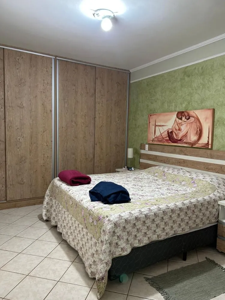 Casa, 3 quartos, 190 m² - Foto 2