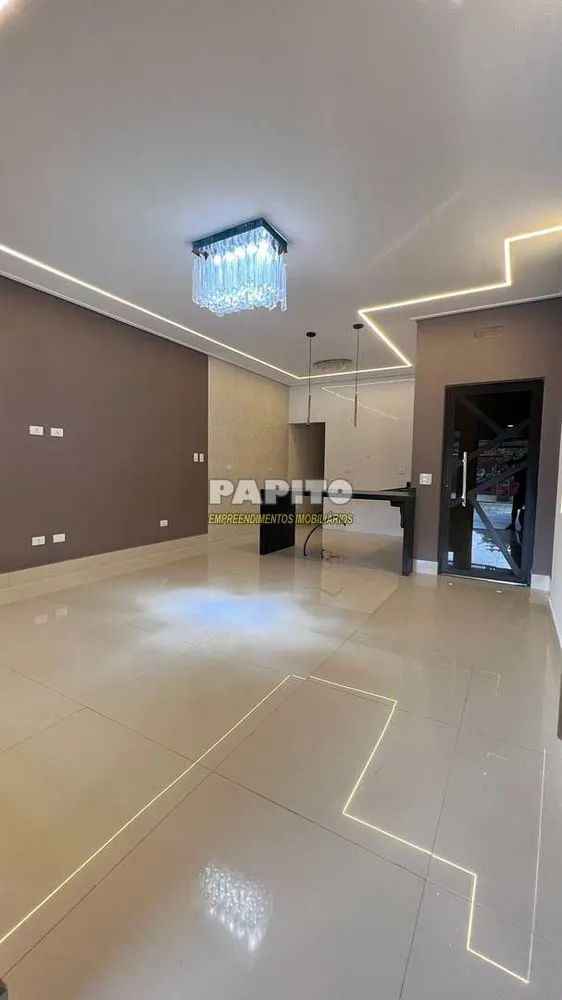 Casa, 3 quartos, 115 m² - Foto 2