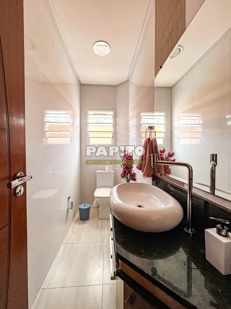 Casa, 3 quartos, 201 m² - Foto 3