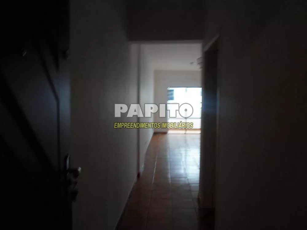 Apartamento à venda com 2 quartos, 65m² - Foto 1