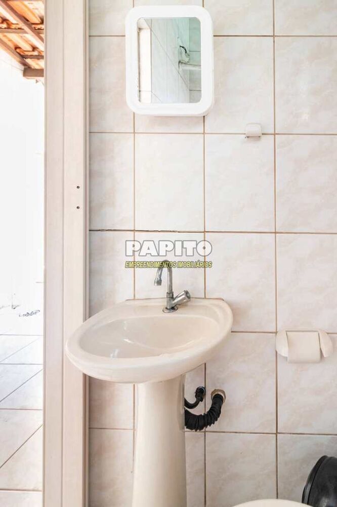 Casa à venda com 3 quartos, 97m² - Foto 14
