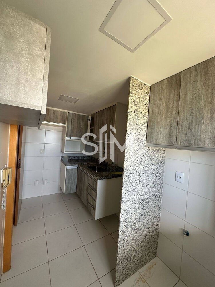 Apartamento à venda com 2 quartos, 64m² - Foto 3