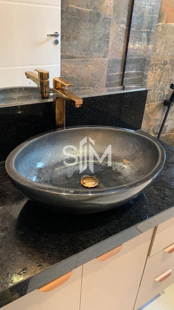 Casa à venda com 3 quartos, 232m² - Foto 4