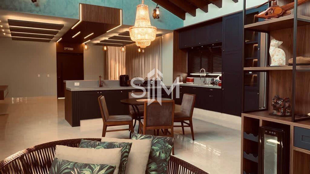 Casa à venda com 3 quartos, 232m² - Foto 1