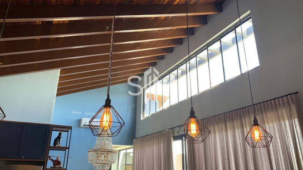 Casa à venda com 3 quartos, 232m² - Foto 3